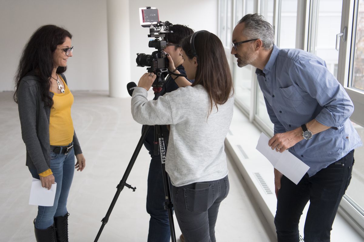 Journalistische Videos mit Videojournalist Laurent Darbellay. Foto: Keystone-SDA / Laurent Gilliéron