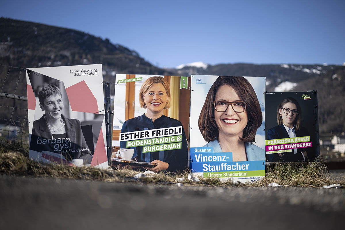 Wahlplakate der Kandidatinnen Barbara Gysi (SP), Esther Friedli (SVP), Susanne Vincenz-Stauffacher (FDP) und Franziska Ryser (Grüne) für die Ständeratswahlen vom 12. März - Sargans, am 14. Februar 2023. Foto: KEYSTONE / Gian Ehrenzeller Wahlplakate der Kandidatinnen Barbara Gysi (SP), Esther Friedli (SVP), Susanne Vincenz-Stauffacher (FDP) und Franziska Ryser (Grüne) für die Ständeratswahlen vom 12. März - Sargans, am 14. Februar 2023. Foto: KEYSTONE / Gian Ehrenzeller